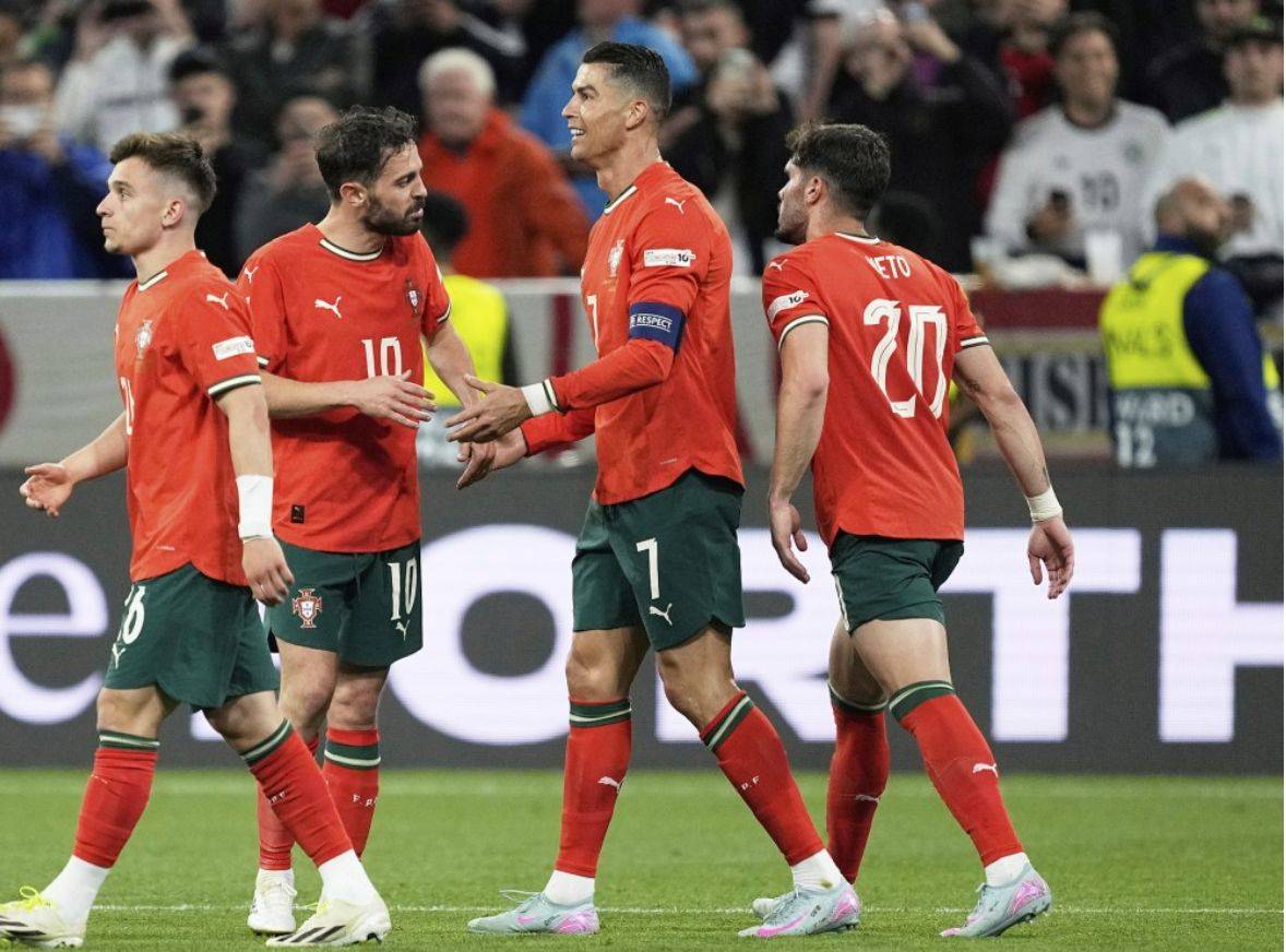 转会期葡萄牙体育备战欧冠,强势反弹细节曝光,压力陡增,年轻球员得到机会 转会期葡萄牙体育备战欧冠,强势反弹细节曝光,压力陡增,年轻球员得到机会