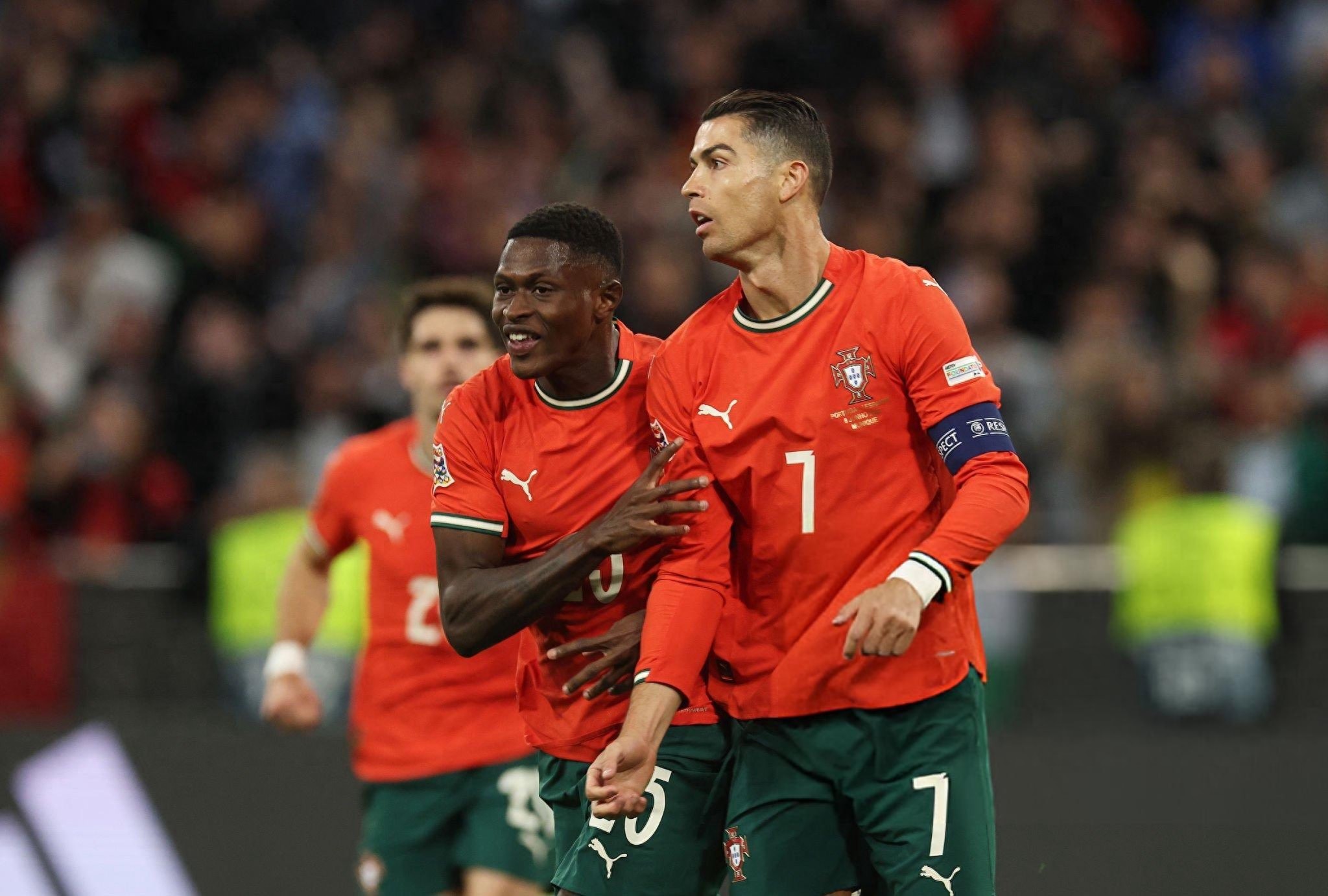 转会期葡萄牙体育备战欧冠,强势反弹细节曝光,压力陡增,年轻球员得到机会 转会期葡萄牙体育备战欧冠,强势反弹细节曝光,压力陡增,年轻球员得到机会